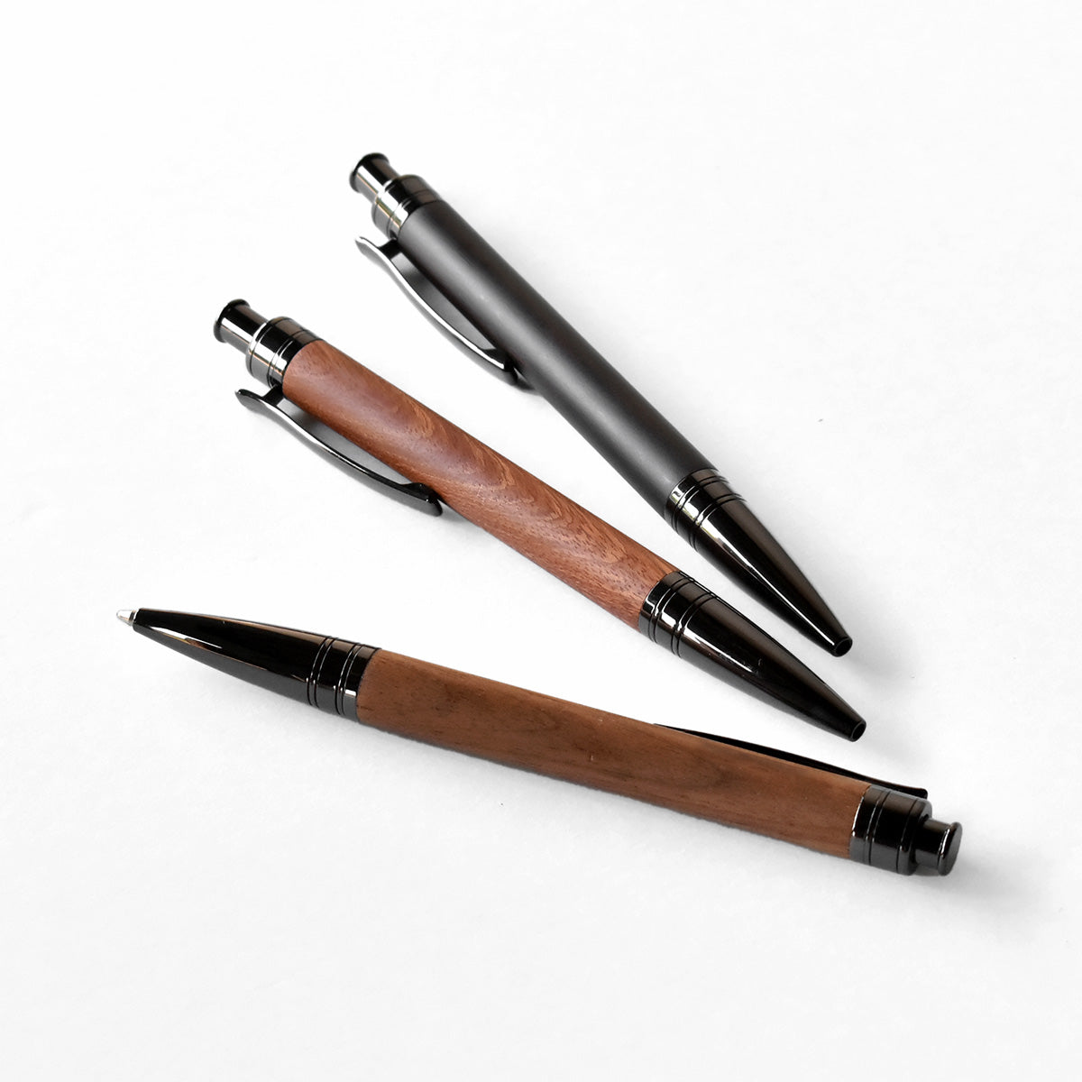 BALLPOINT PEN KNOCK