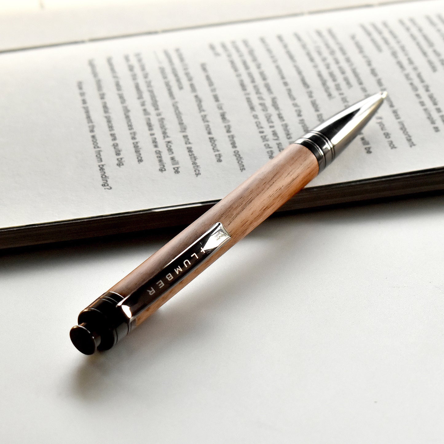 BALLPOINT PEN KNOCK