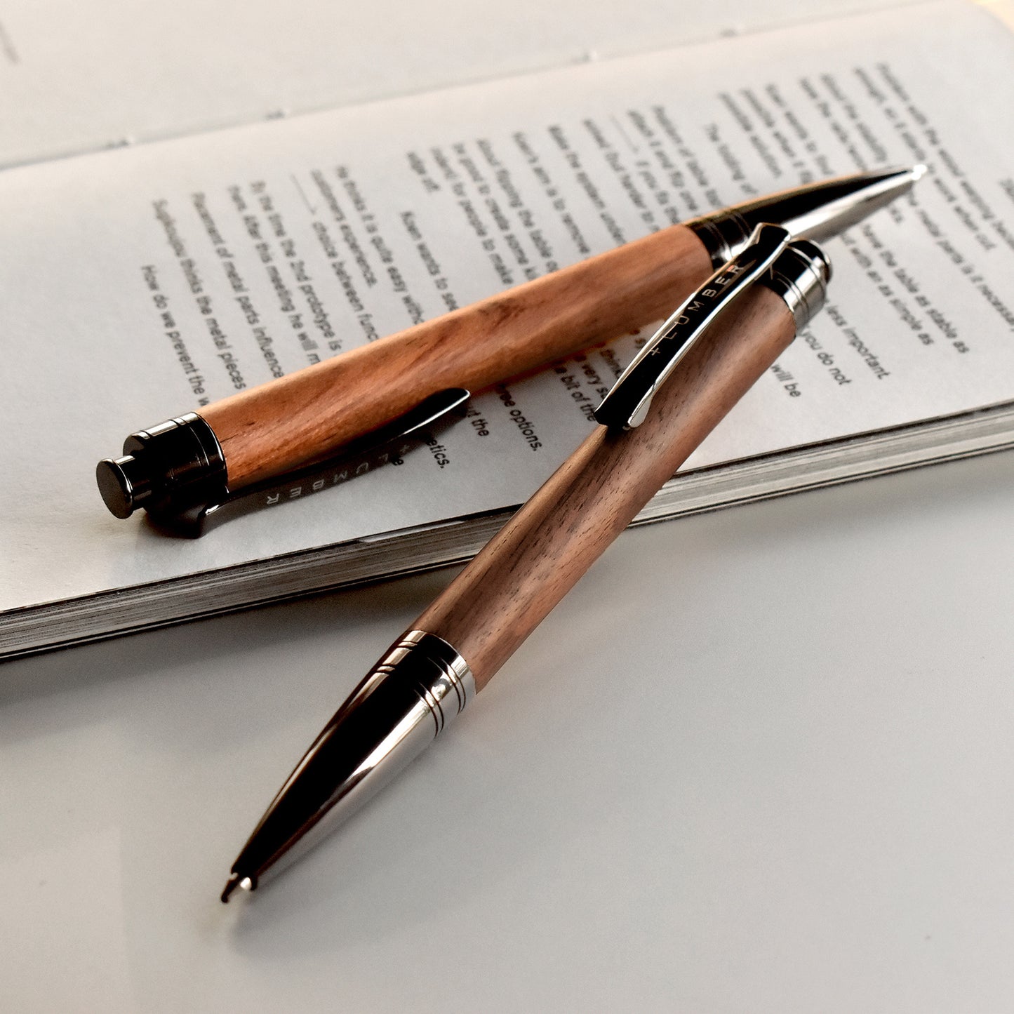 BALLPOINT PEN KNOCK