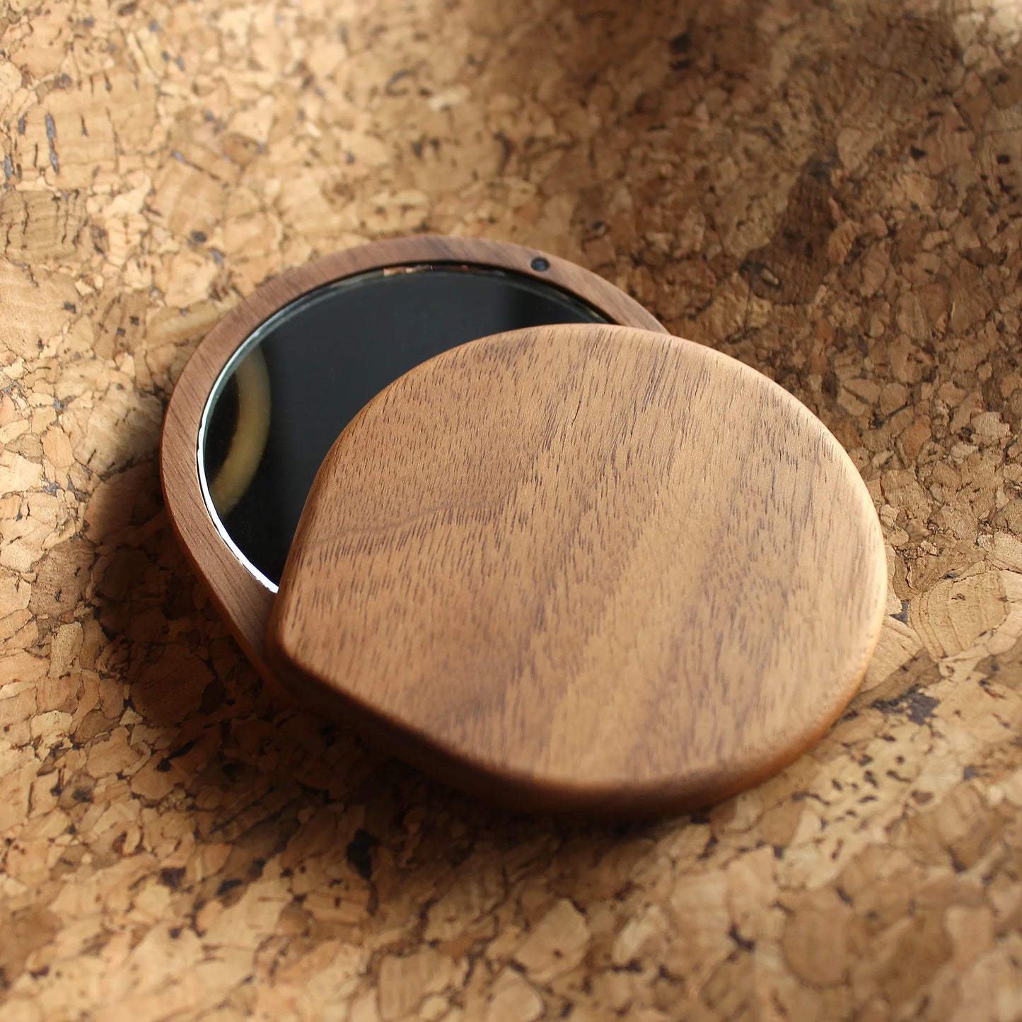 Compact Mirror
