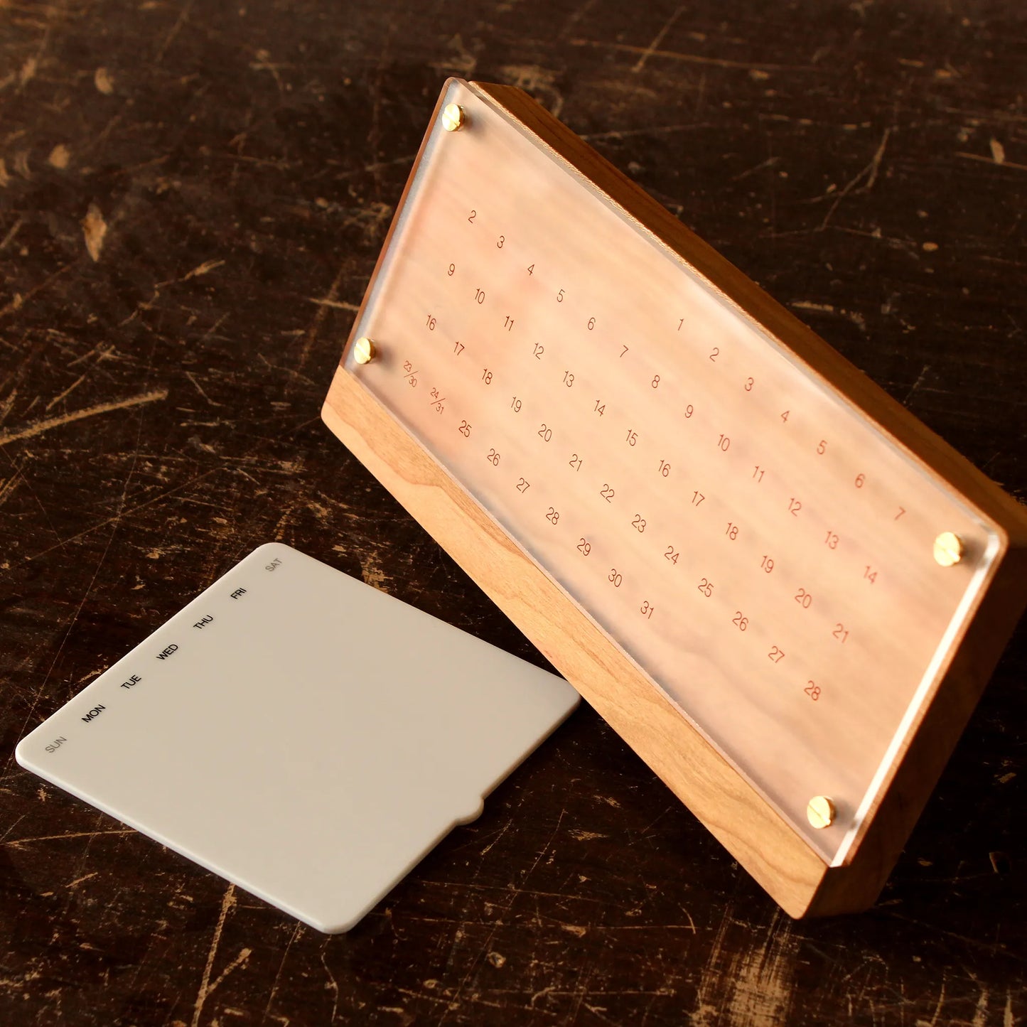 Desk Calendar Eternal
