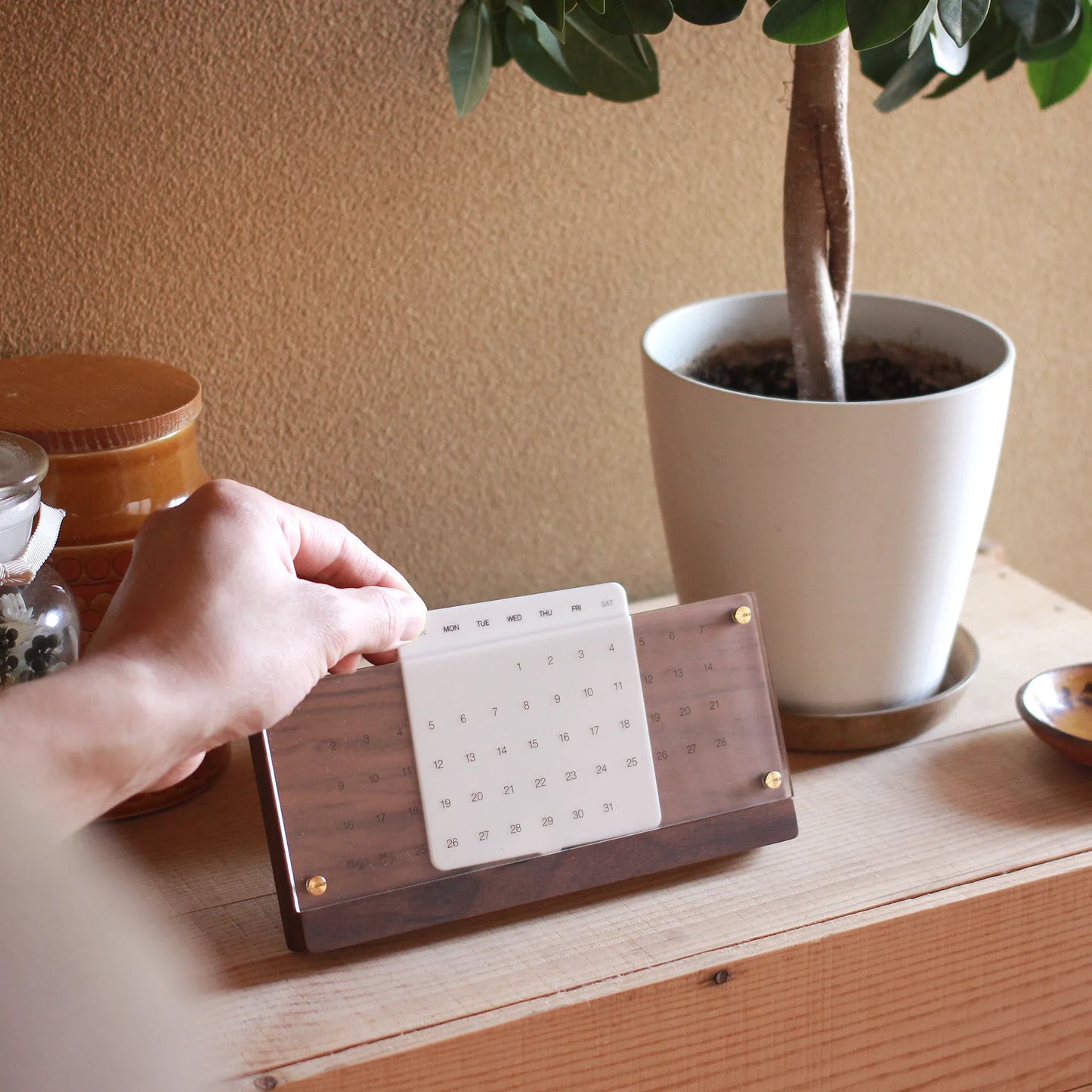 Desk Calendar Eternal