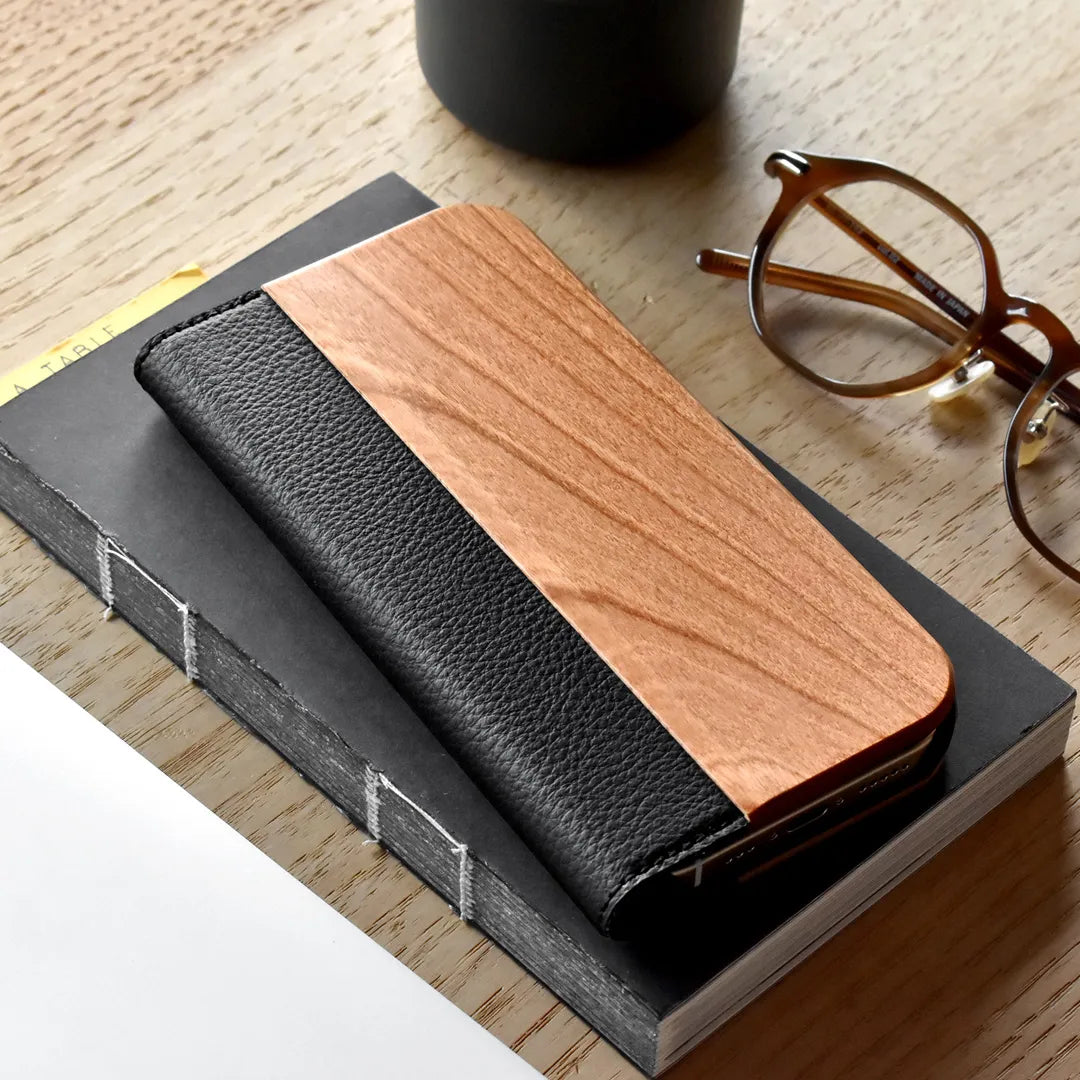iPhone 15 FLIPCASE