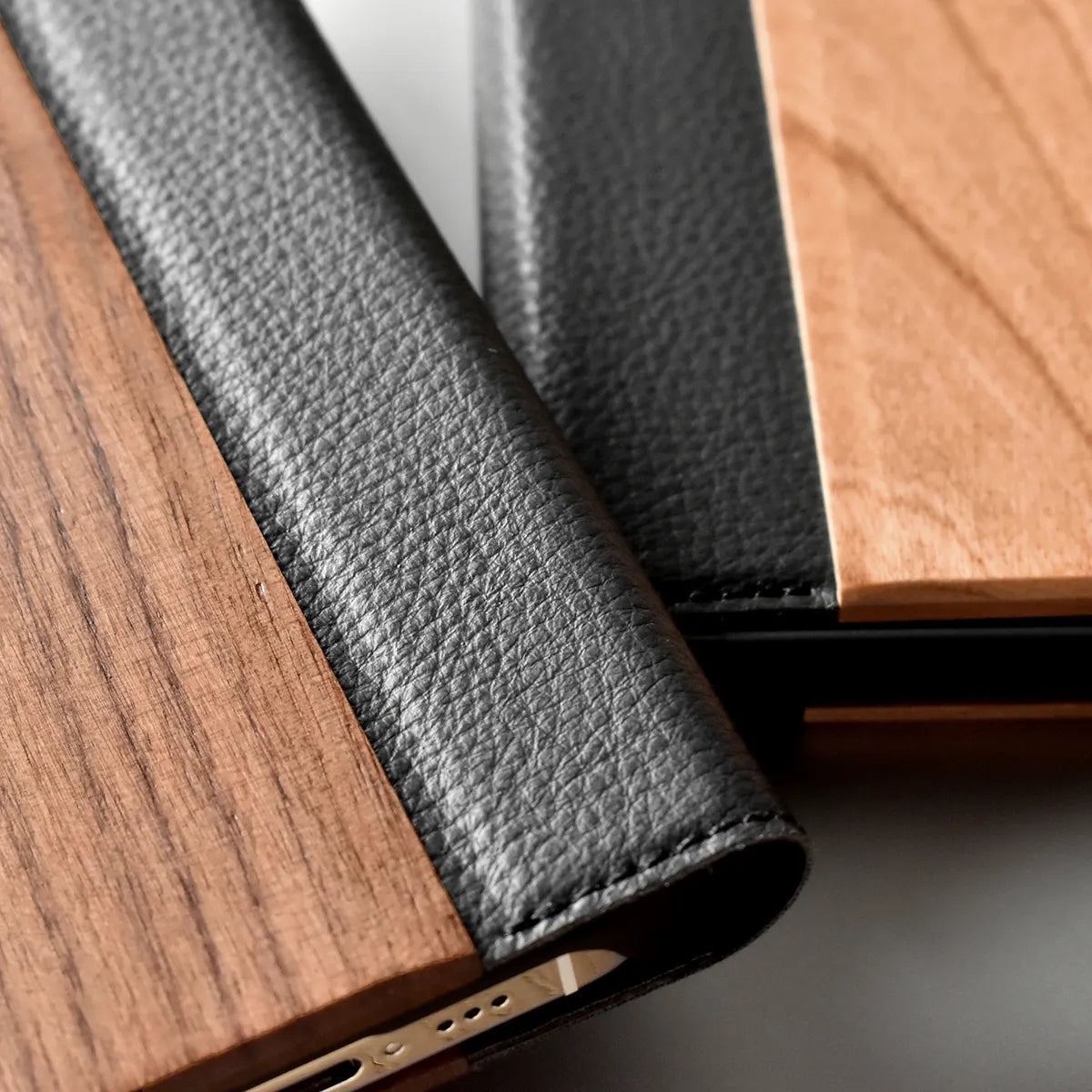 iPhone 15 FLIPCASE