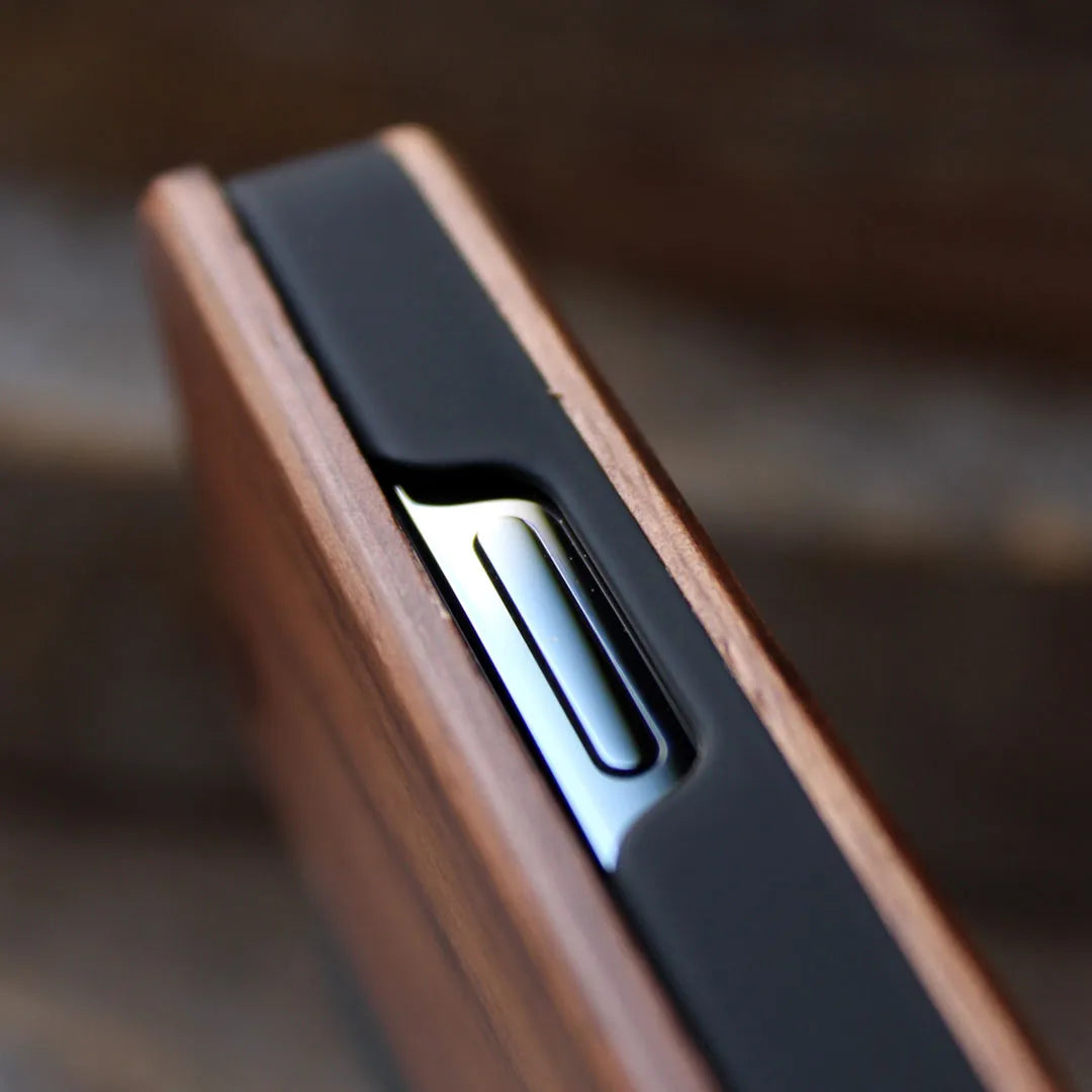 iPhone 15 FLIPCASE