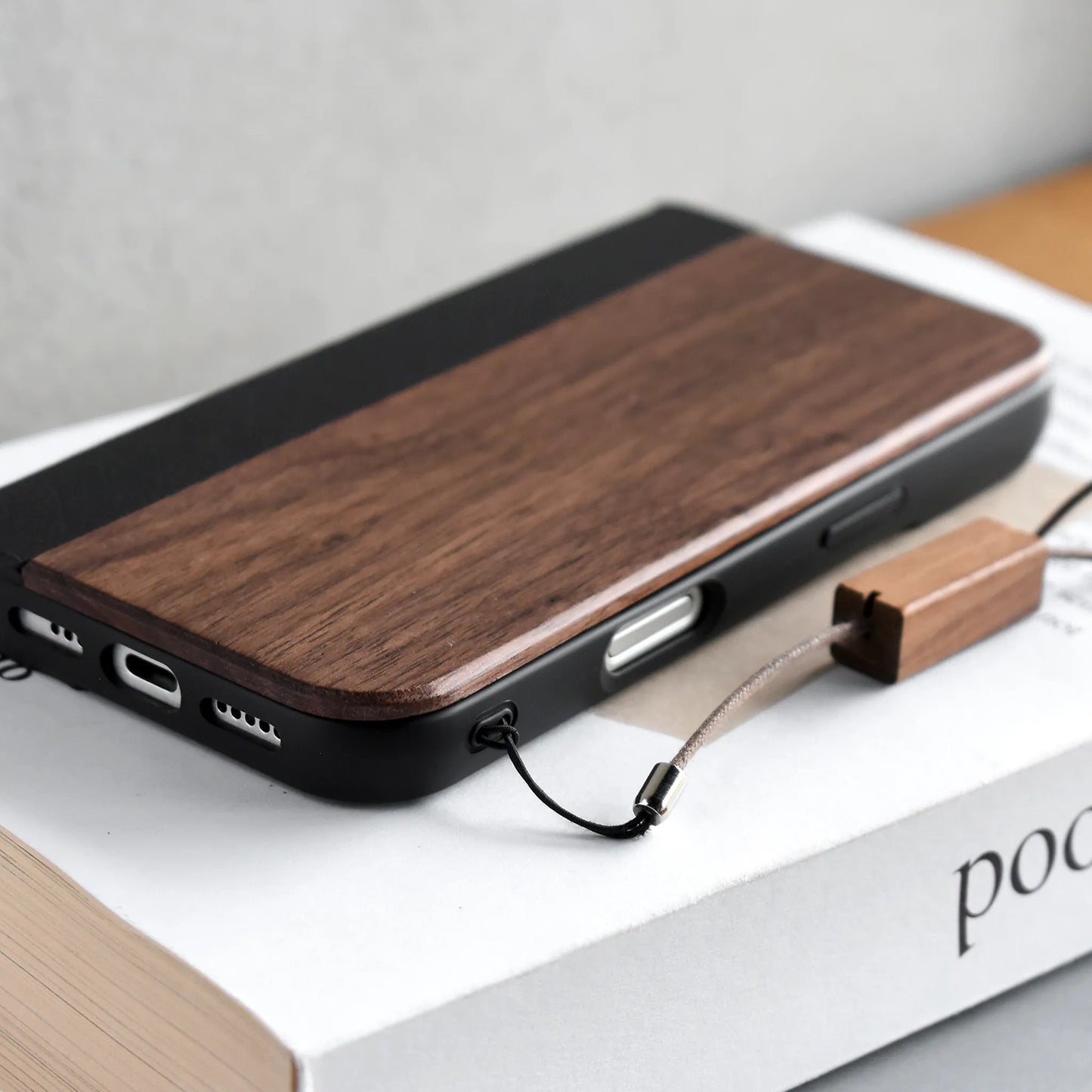 iPhone 16 series FLIPCASE