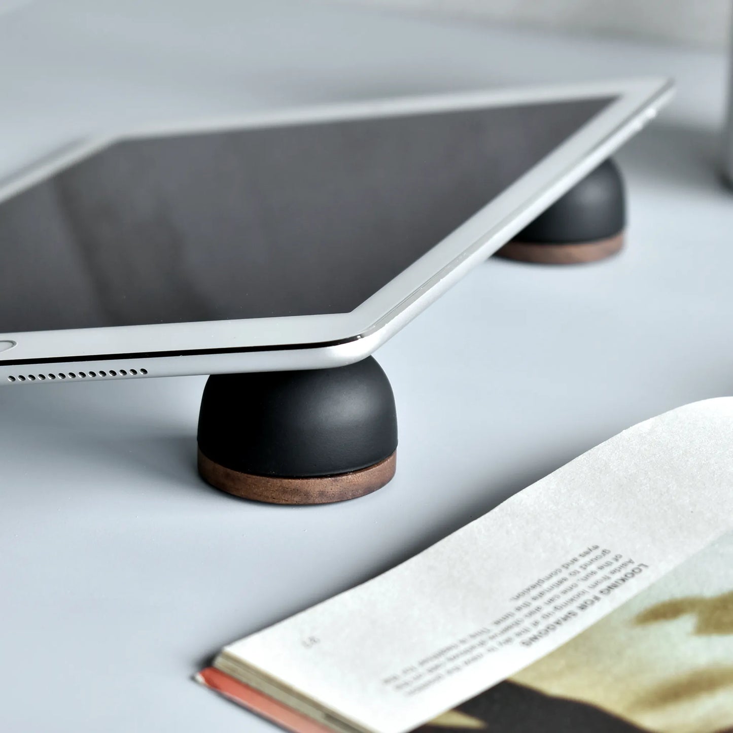 Laptop Stand Ball