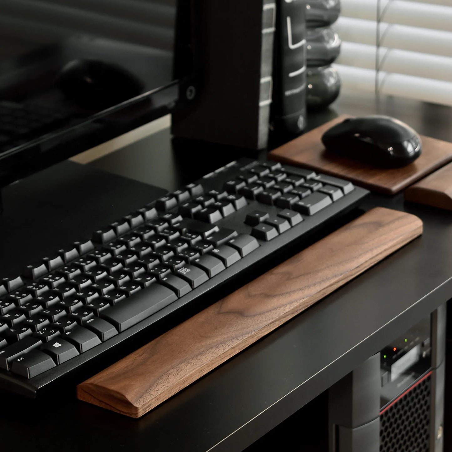 Palm Rest