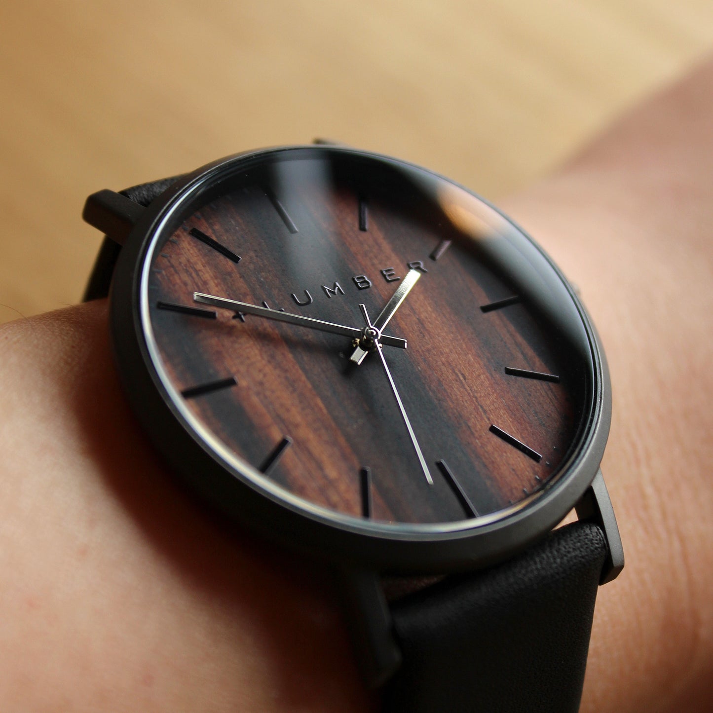 WATCH 1100