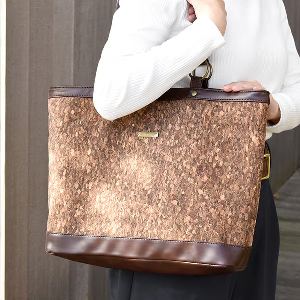 CONNIE Document Tote