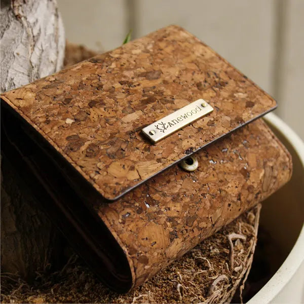 CONNIE Triple Wallet