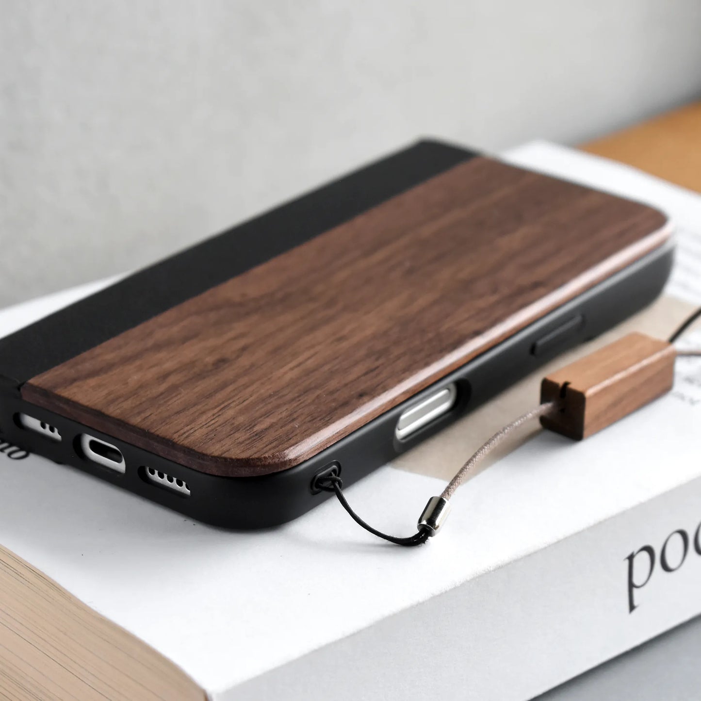 iPhone 17 series FLIPCASE