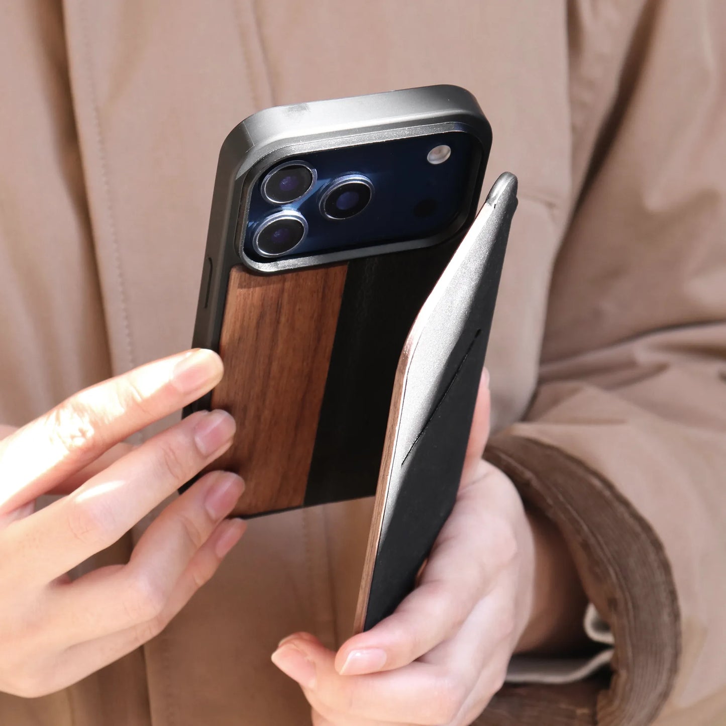 iPhone 17 series FLIPCASE