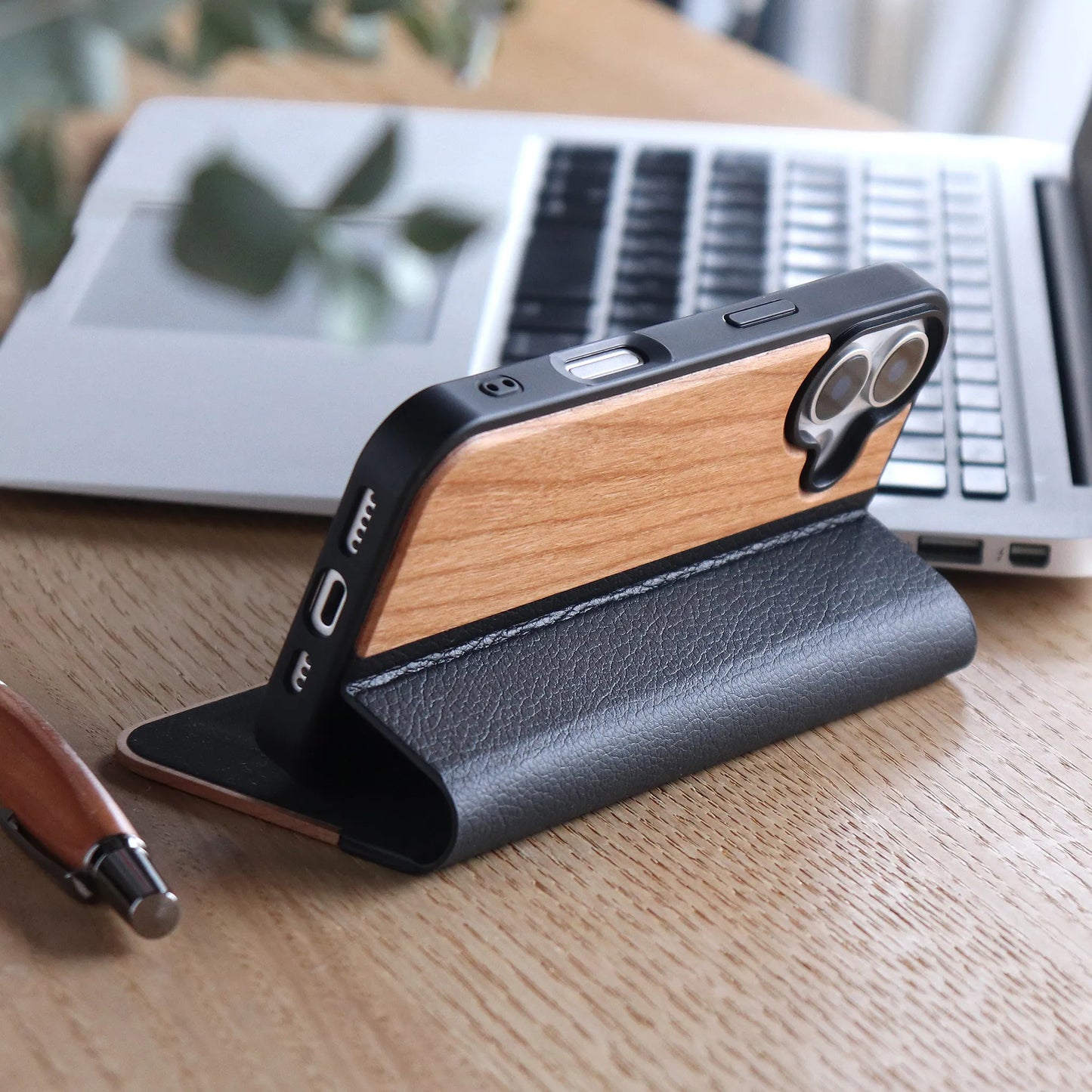 iPhone 17 series FLIPCASE