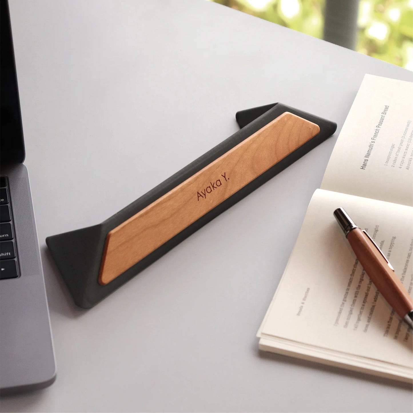 LAPTOP STAND SLIM