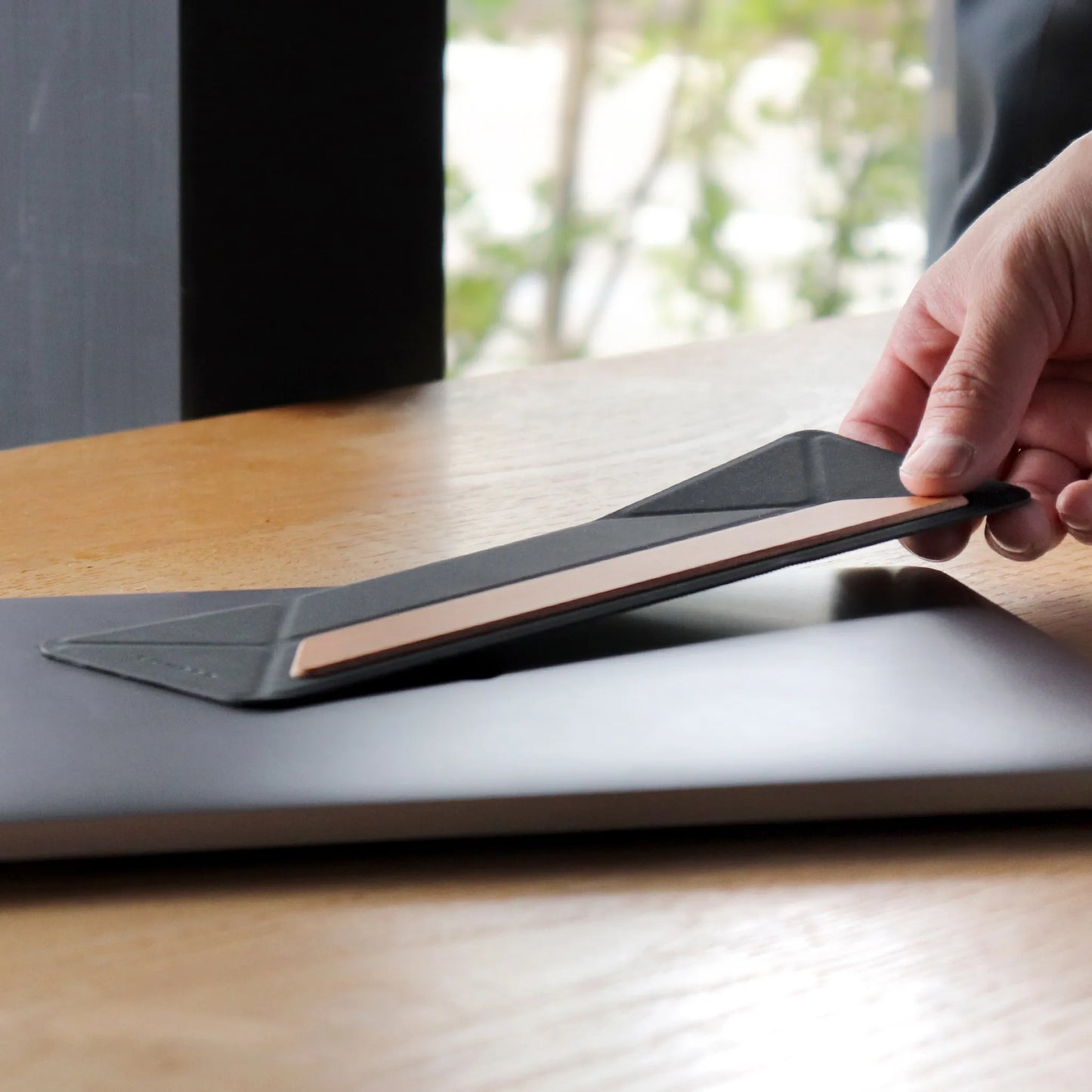 LAPTOP STAND SLIM
