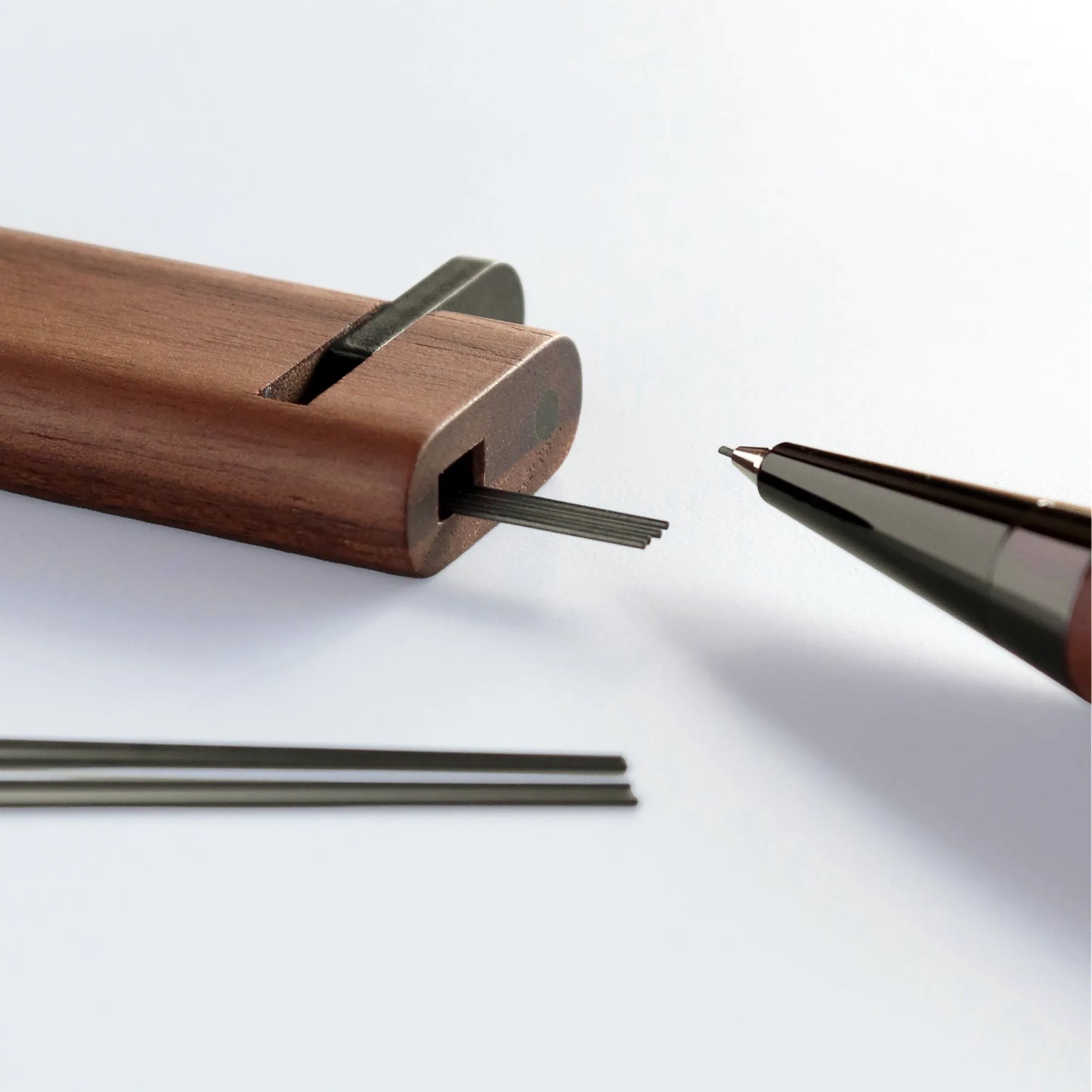 Slim Holder
