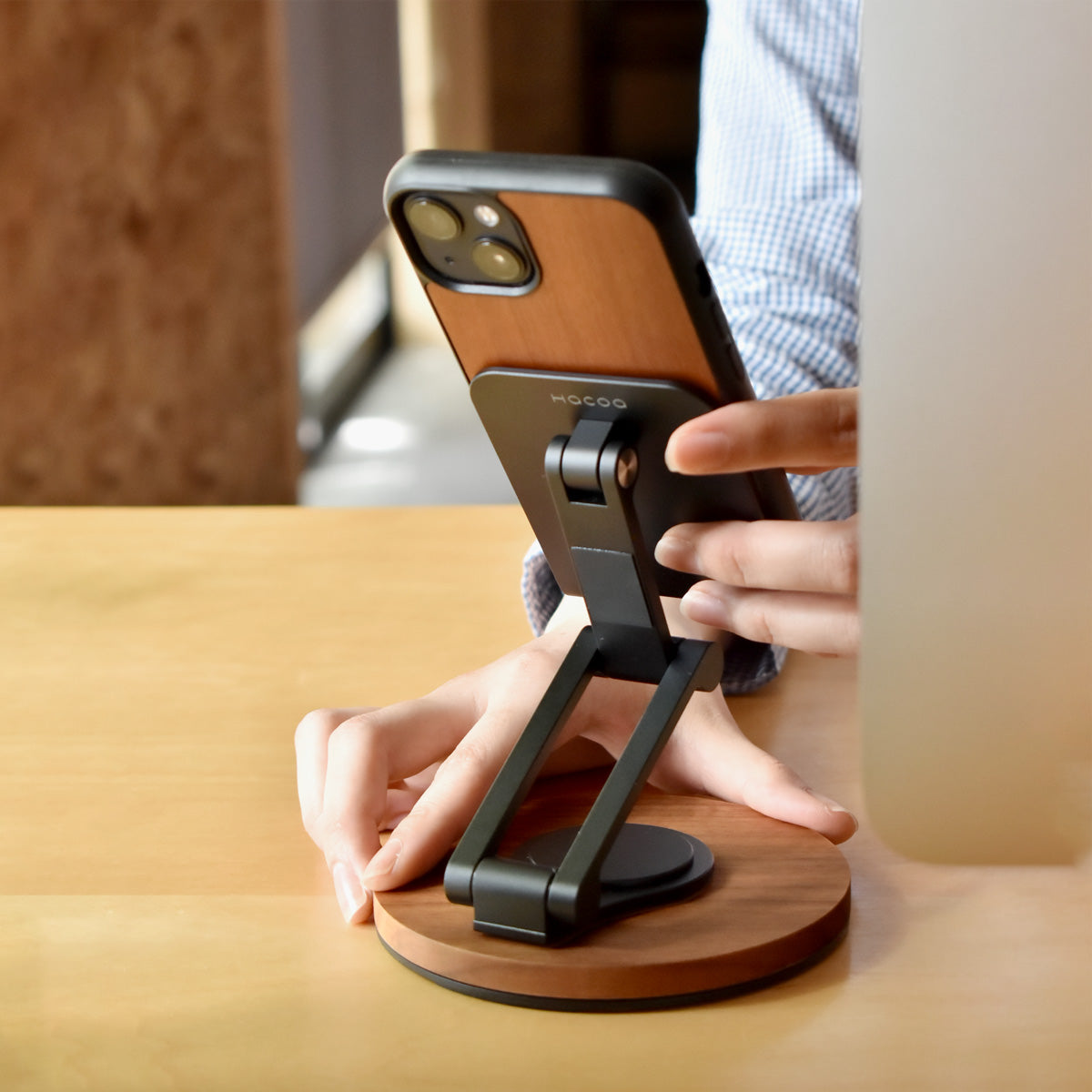 Smartphone Stand Adjustable