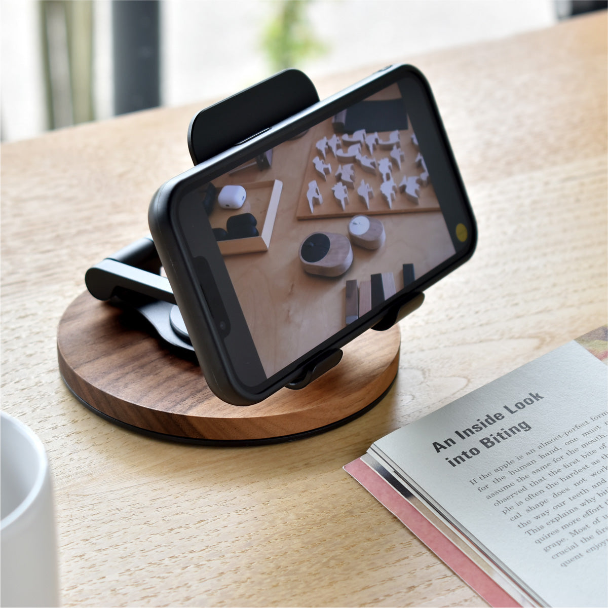 Smartphone Stand Adjustable