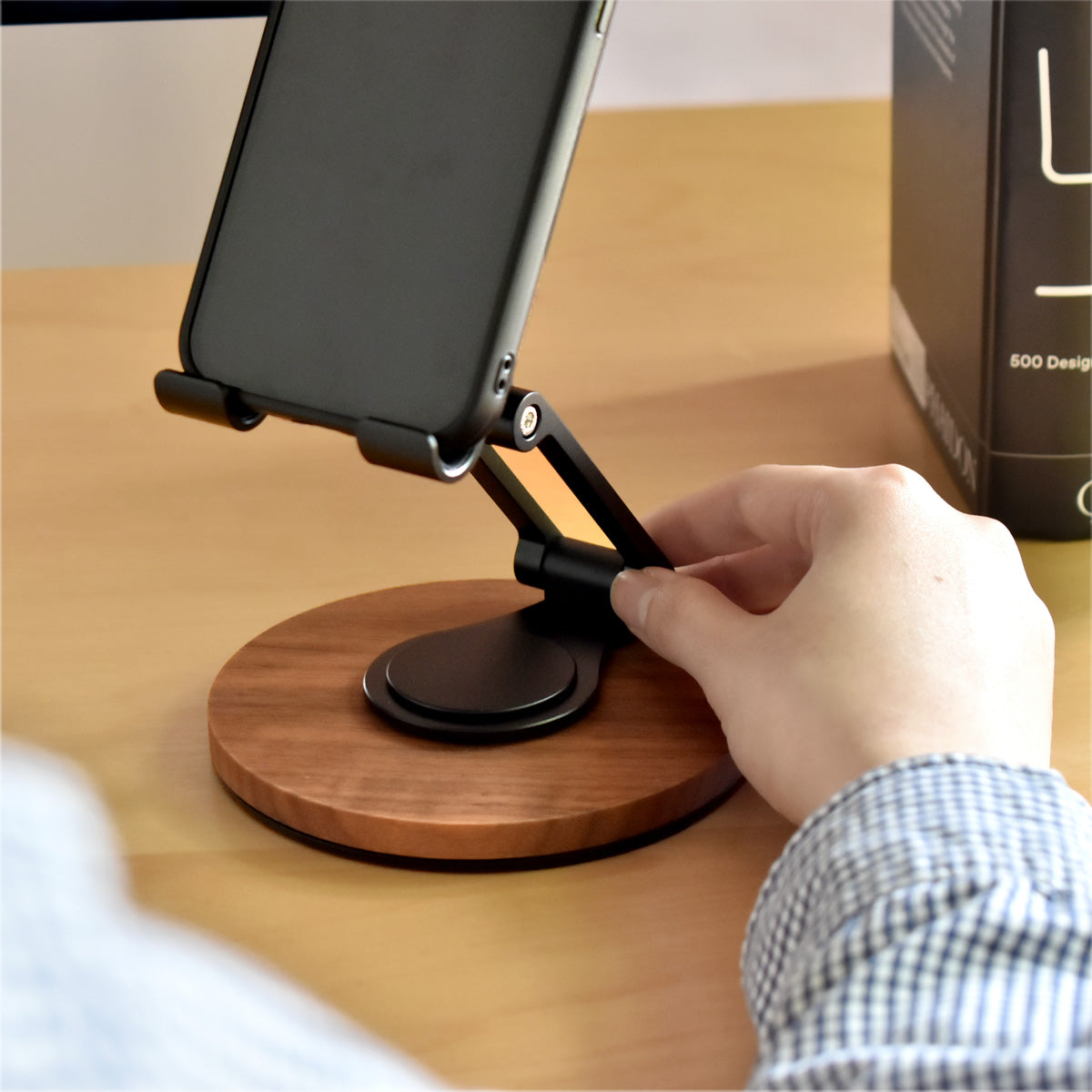 Smartphone Stand Adjustable
