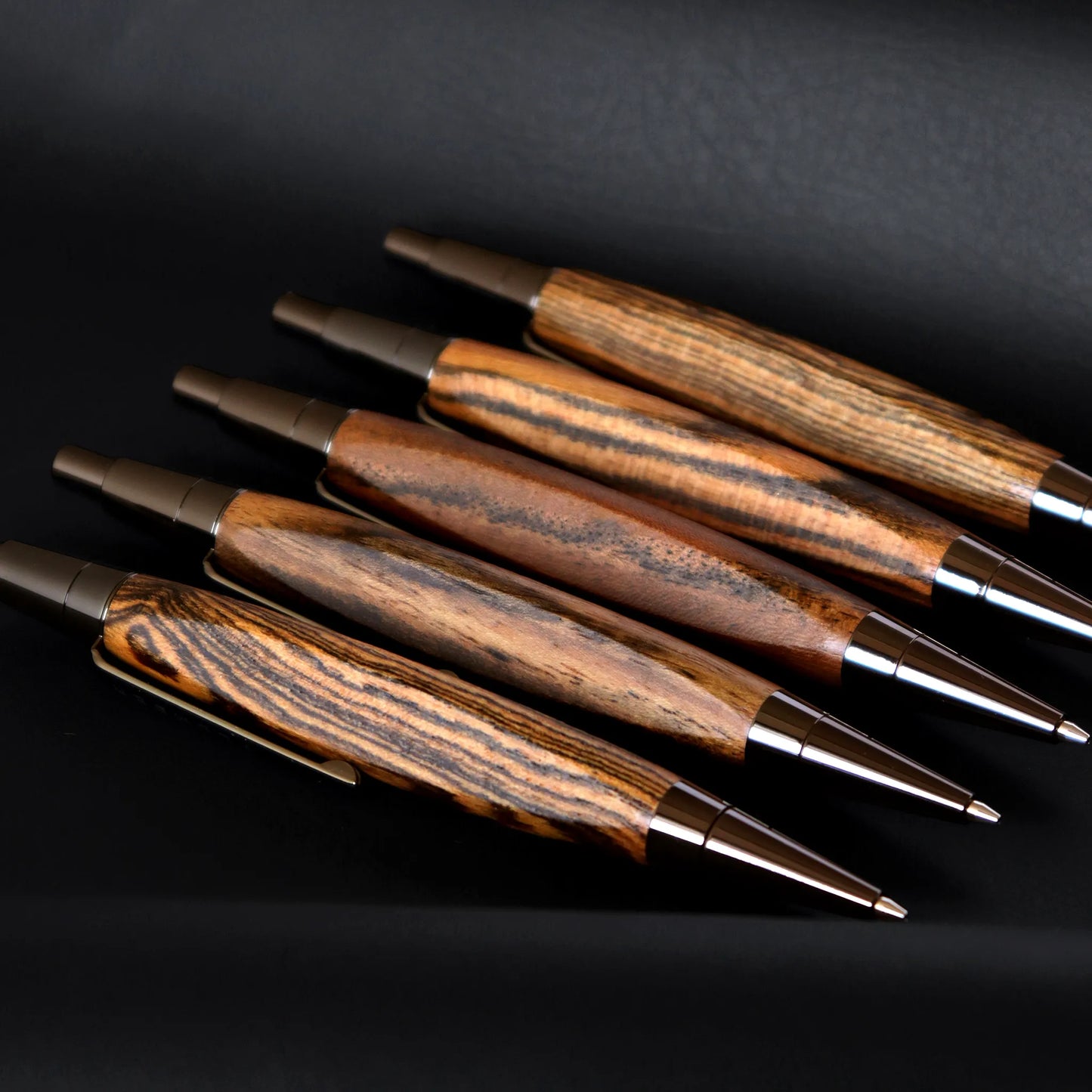 TRIANGLE BODY MECHANICAL PENCIL