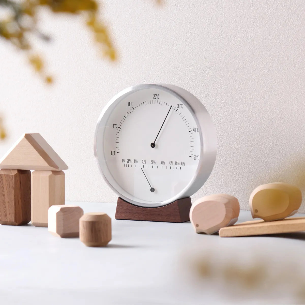 Wood Base Clock / T/H Meter